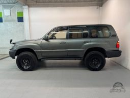 1999 Toyota Land Cruiser VX Limited full