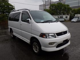 1998 Toyota HiAce Regius Wind Tourer 4WD