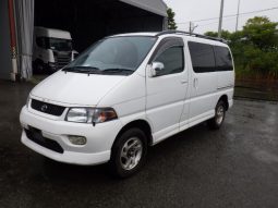 1998 Toyota HiAce Regius Wind Tourer 4WD full