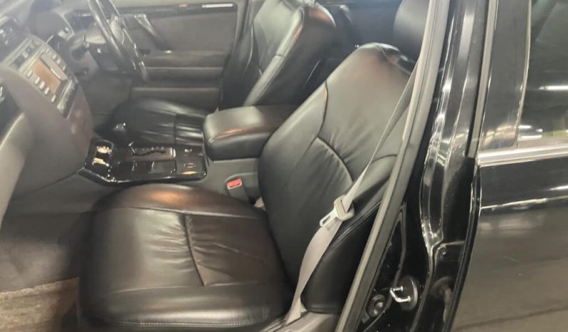 Toyota Crown Athlete Estate full