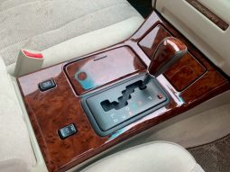 2000 Toyota Crown Estate Athlete G full