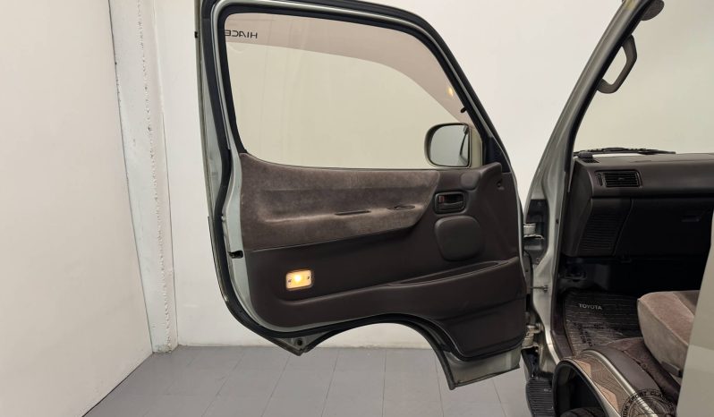 1999 Toyota HiAce Super Custom Limited full