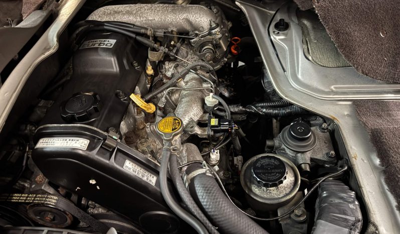 1999 Toyota HiAce Super Custom Limited full