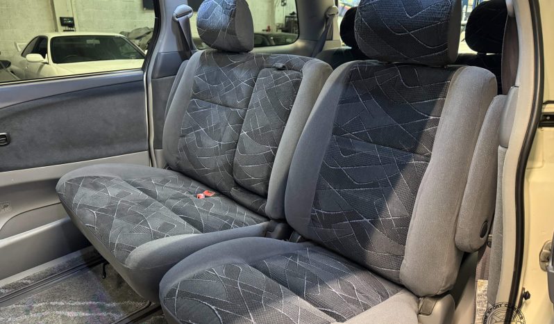 2000 Toyota Estima Aeras 4WD full