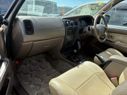 2000 Toyota Hilux Surf SSR-X full