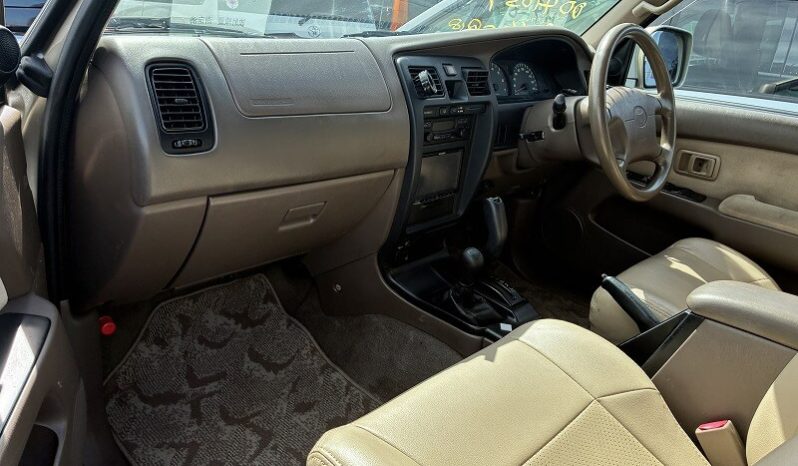 2000 Toyota Hilux Surf SSR-X full