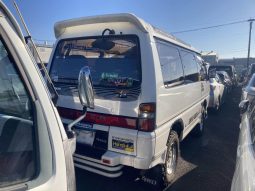 1991 Mitsubishi Delica Starwagon Exceed full