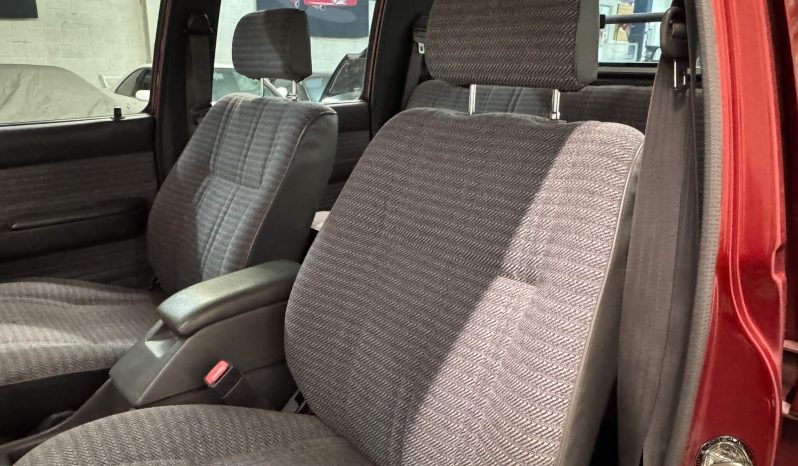 1993 Toyota Hilux Pickup SSR full