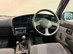 1993 Toyota Hilux Pickup SSR full