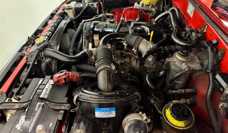 1993 Toyota Hilux Pickup SSR full