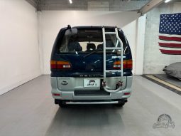 1995 Mitsubishi Delica Space Gear Chamonix full