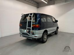 1995 Mitsubishi Delica Space Gear Chamonix full