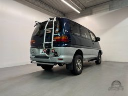 1995 Mitsubishi Delica Space Gear Chamonix full