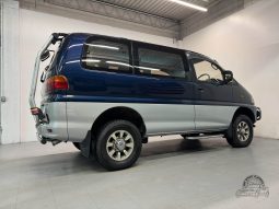 1995 Mitsubishi Delica Space Gear Chamonix full