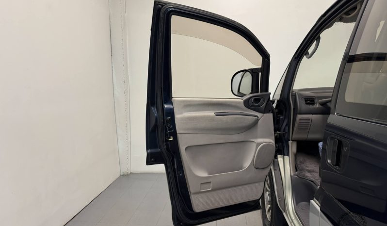 1995 Mitsubishi Delica Space Gear Chamonix full