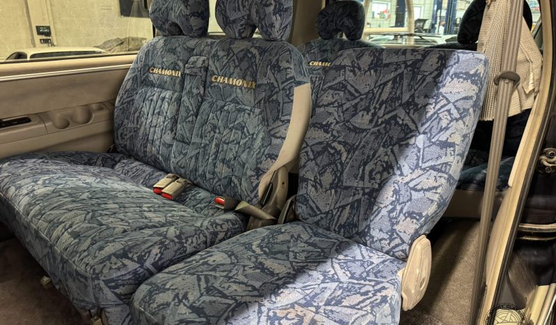 1995 Mitsubishi Delica Space Gear Chamonix full