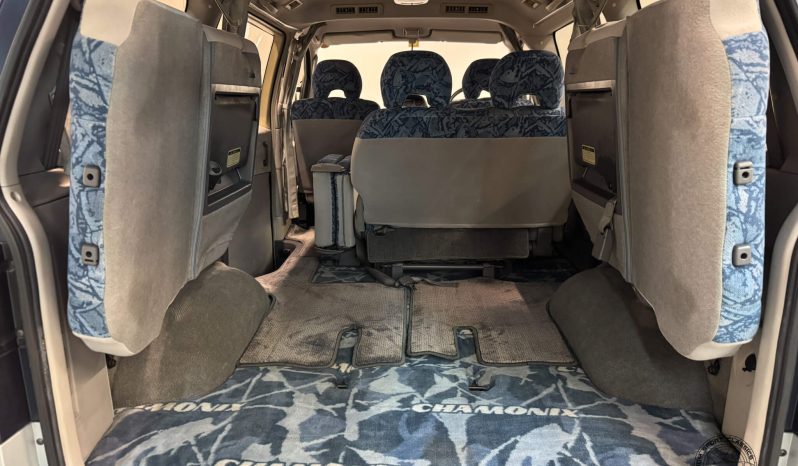 1995 Mitsubishi Delica Space Gear Chamonix full