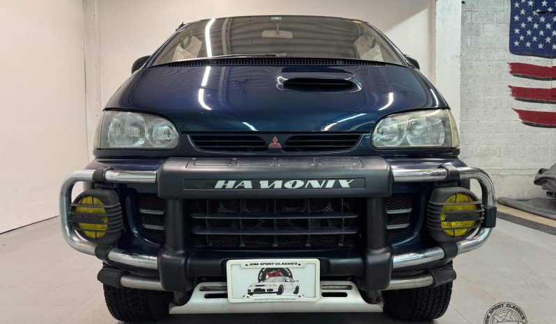 1995 Mitsubishi Delica Space Gear Chamonix full