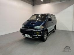 1995 Mitsubishi Delica Space Gear Chamonix full