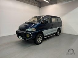 1995 Mitsubishi Delica Space Gear Chamonix full