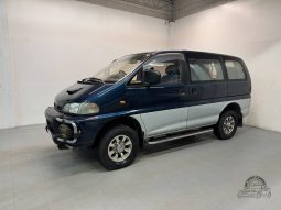 1995 Mitsubishi Delica Space Gear Chamonix full