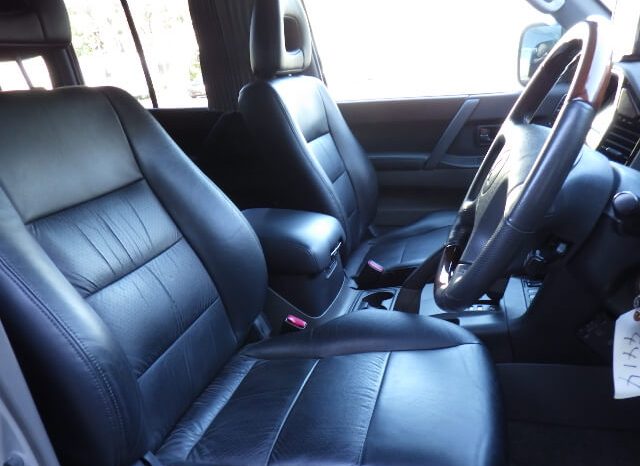 2000 Mitsubishi Pajero Super Exceed full