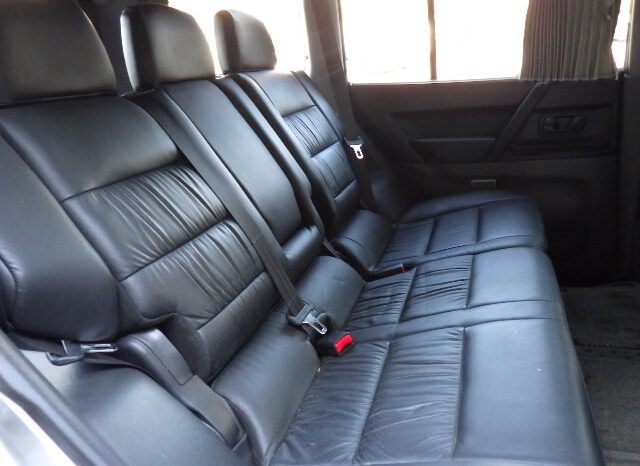 2000 Mitsubishi Pajero Super Exceed full