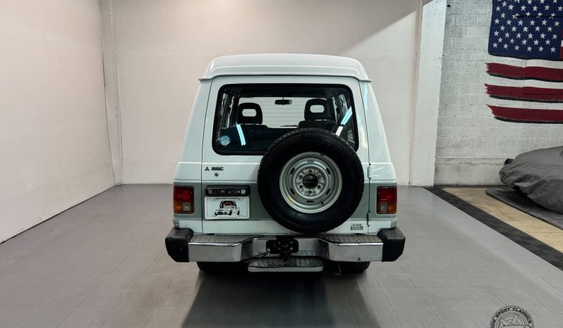 1989 Mitsubishi Pajero DX full