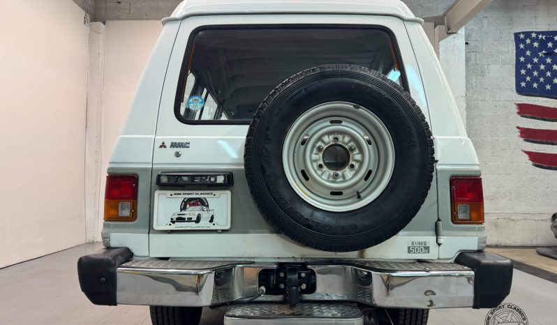 1989 Mitsubishi Pajero DX full