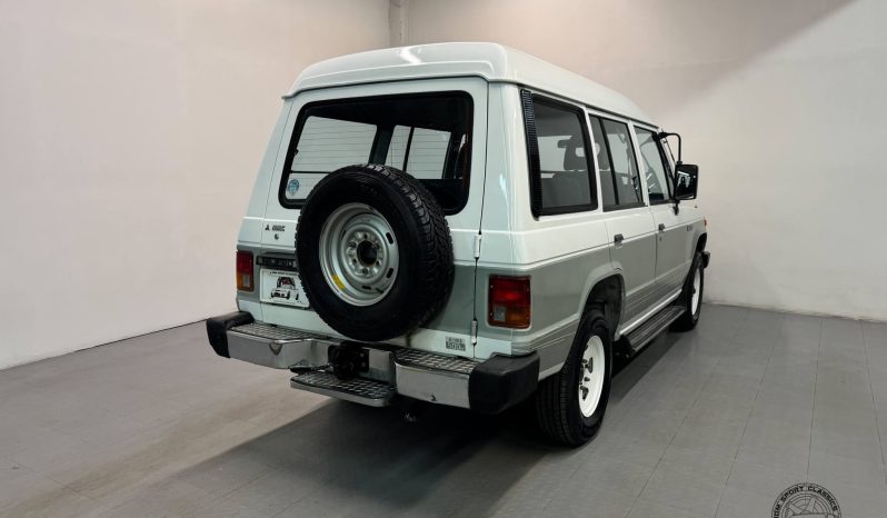 1989 Mitsubishi Pajero DX full
