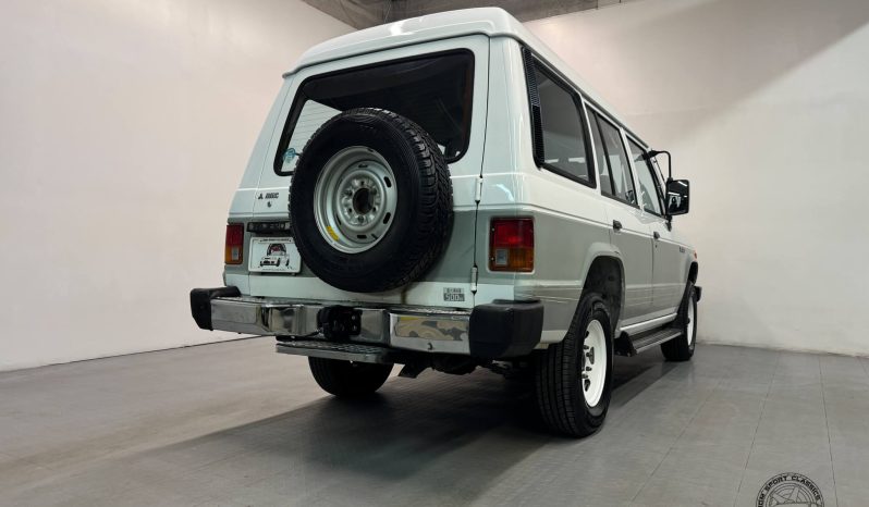 1989 Mitsubishi Pajero DX full