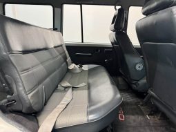 1989 Mitsubishi Pajero DX full
