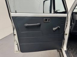 1989 Mitsubishi Pajero DX full