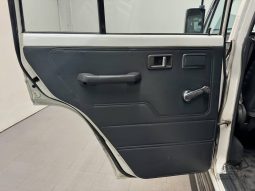 1989 Mitsubishi Pajero DX full