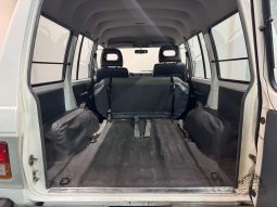 1989 Mitsubishi Pajero DX full