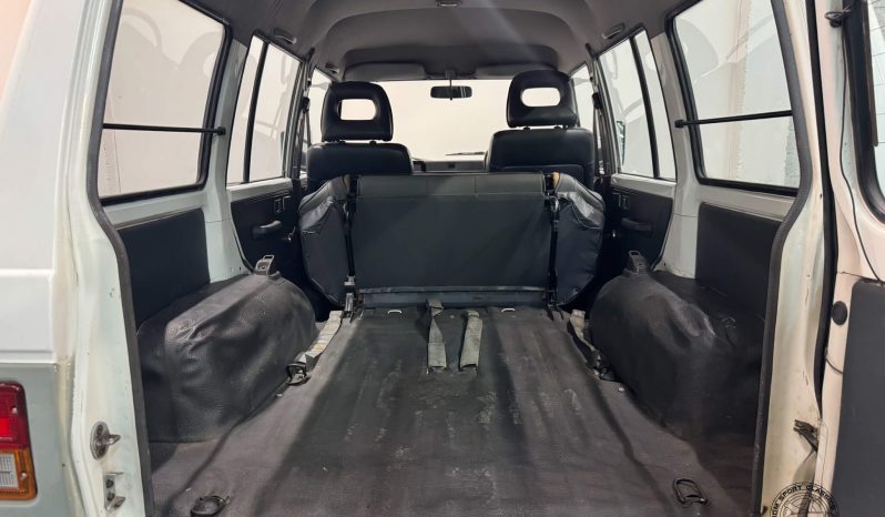 1989 Mitsubishi Pajero DX full