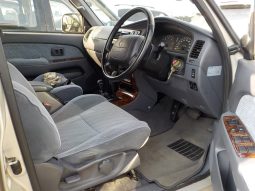 1995 Toyota Hilux Surf SSR-G full