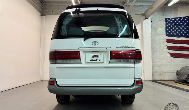 1998 Toyota HiAce Regius Wind Tourer 4WD full