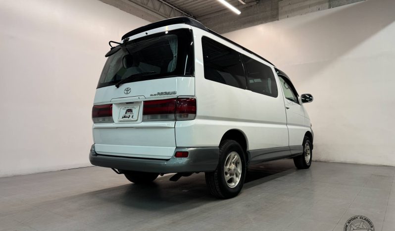 1998 Toyota HiAce Regius Wind Tourer 4WD full