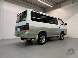 1995 Toyota HiAce Super Custom 4WD full