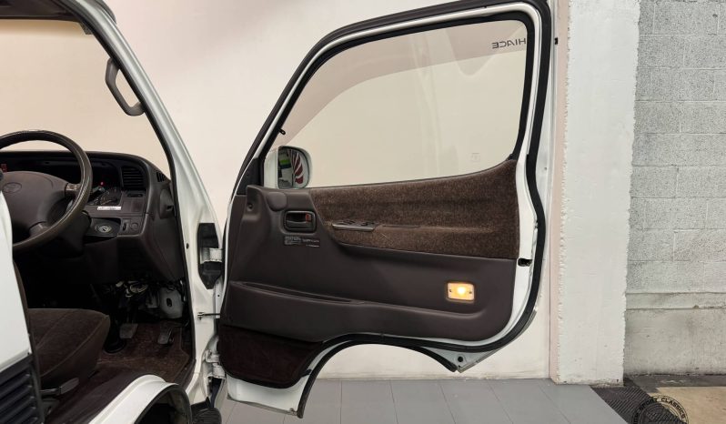 1995 Toyota HiAce Super Custom 4WD full