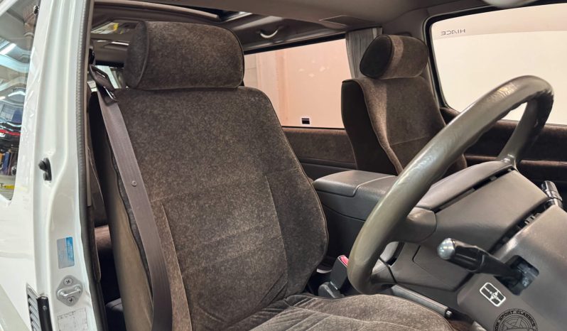 1995 Toyota HiAce Super Custom 4WD full