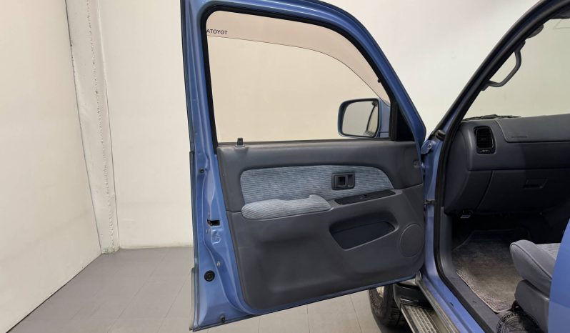 1997 Toyota Hilux Surf SSR-X Active Package full