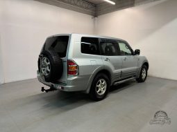 2000 Mitsubishi Pajero Super Exceed GDI full