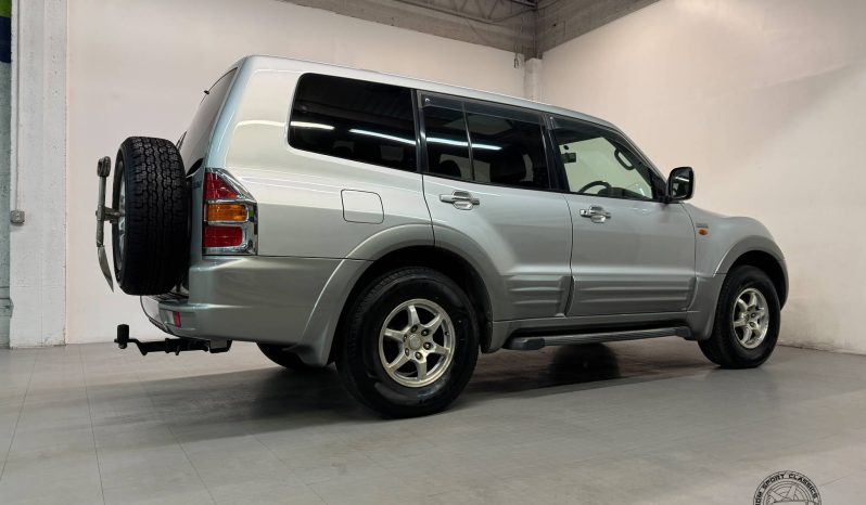2000 Mitsubishi Pajero Super Exceed GDI full