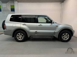 2000 Mitsubishi Pajero Super Exceed GDI full