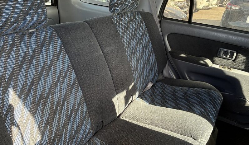 1999 Toyota Hilux Surf SSR-X V-Selection full