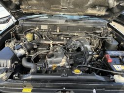 1999 Toyota Hilux Surf SSR-X V-Selection full