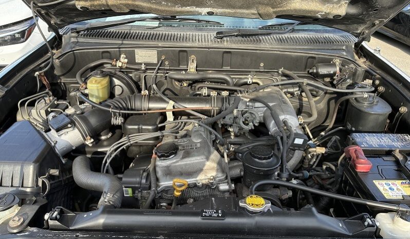 1999 Toyota Hilux Surf SSR-X V-Selection full