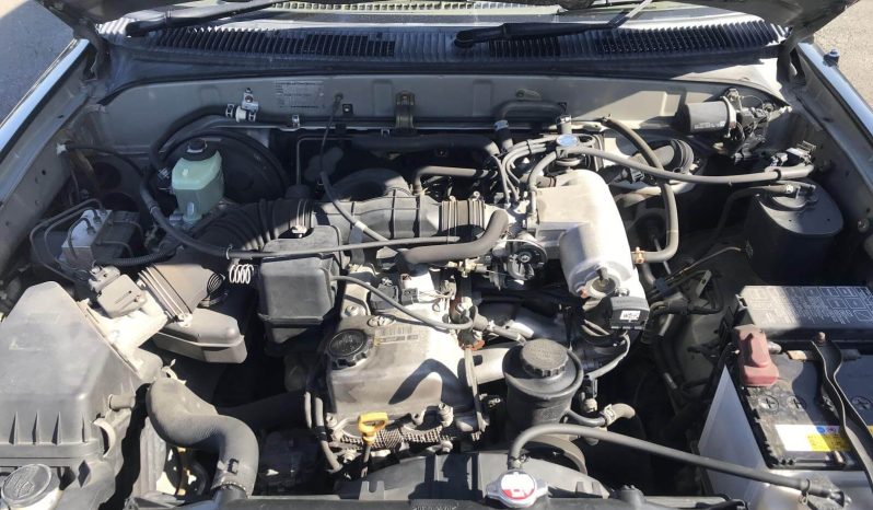 2000 Toyota Hilux Surf SSR-X full